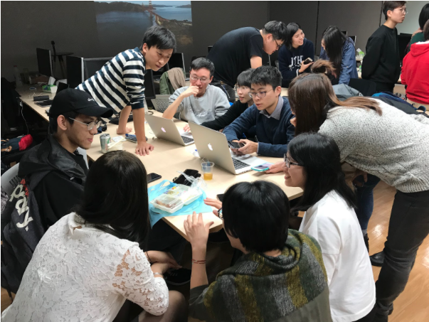 圖說:AppWorks School 已有 49 名學員畢業,就職率高達八成,平均薪資比行情高出將近一成,學員的表現也在業界享有極佳口碑