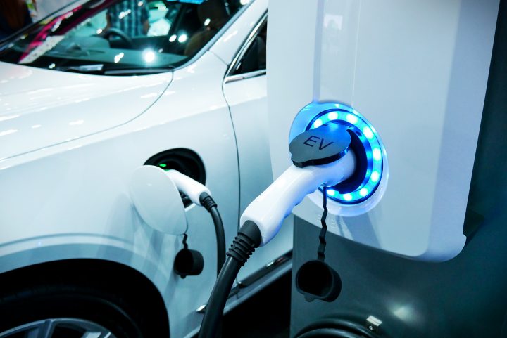 電動車