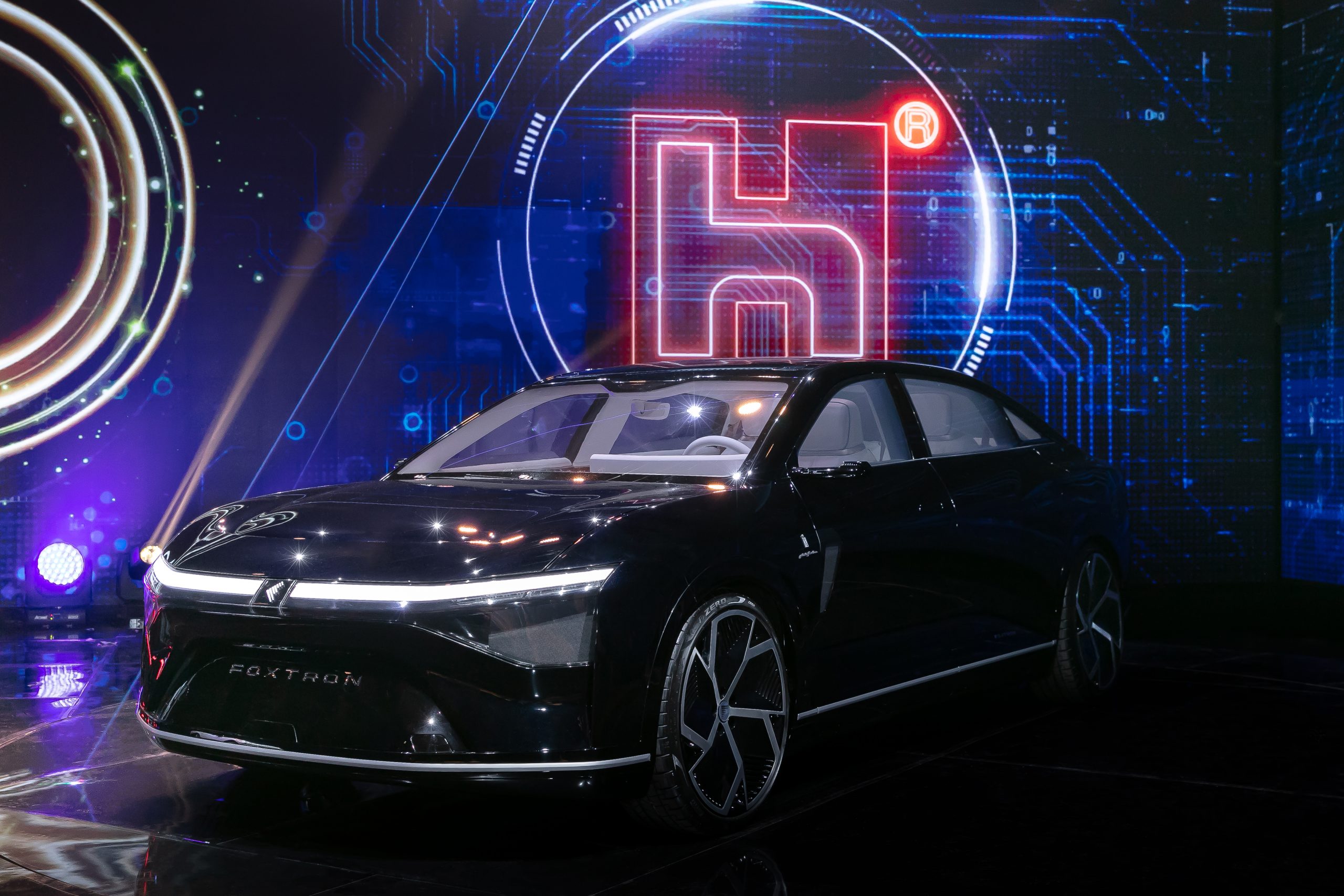 鴻海 電動車 MIH