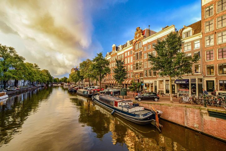 amsterdam-canal