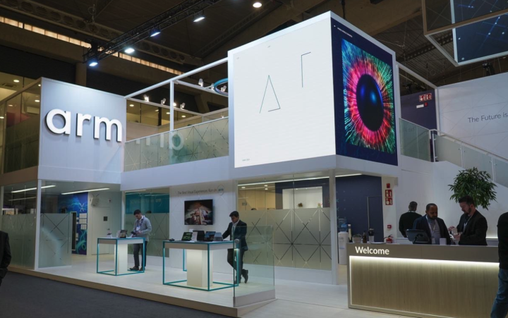 上市狂漲像放煙火稍縱即逝？分析師：Arm 股票先別急著買！