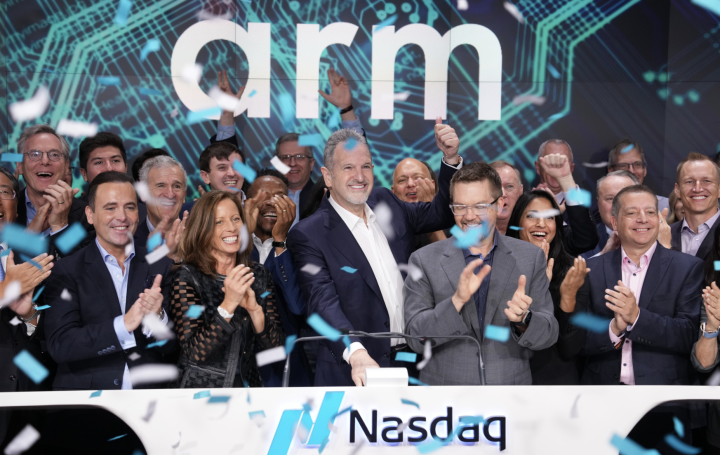 軟銀旗下晶片設計公司 Arm 股票一上狂飆 25%，集團創辦人孫正義：AI 智力有可能超越人類