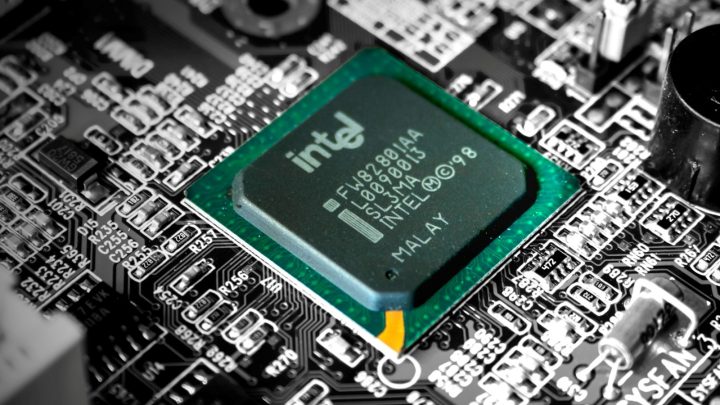 Intel、代工、台積電、出售、分拆、買下