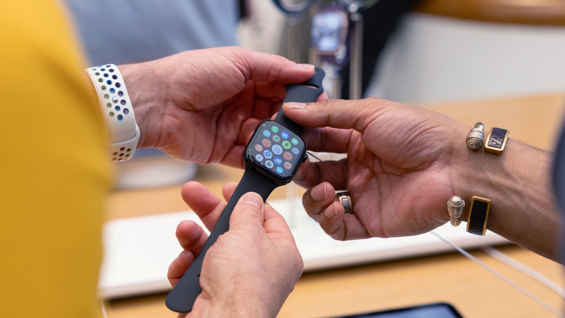 Apple Watch 專利侵權蘋果告上法院，雖勝訴但僅獲賠台幣 8000 元
