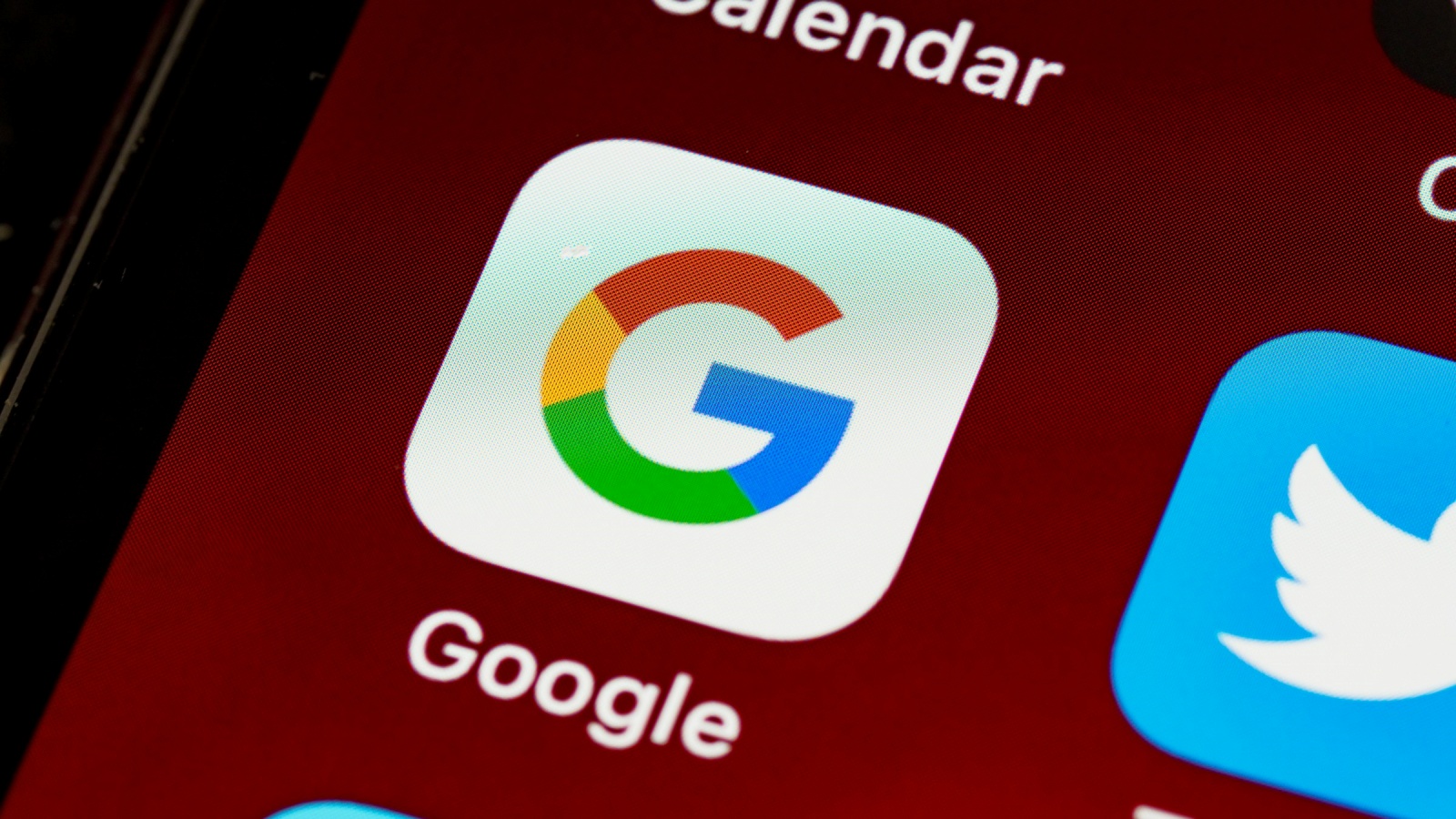 Google 曝內部 25% 程式碼已交由 AI 生成，工程師負責「審查」效率變更高