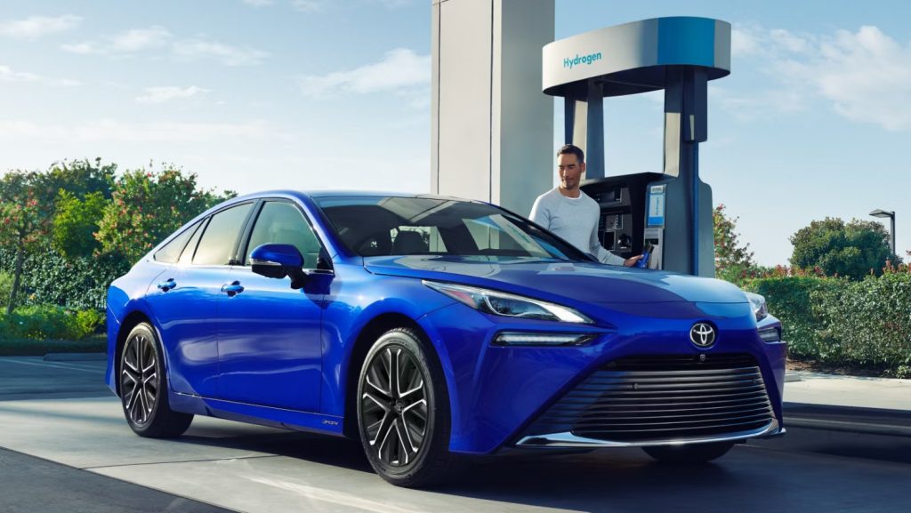 2035 年只能賣電動車?Toyota 表明辦不到,反批政策減少消費者選擇