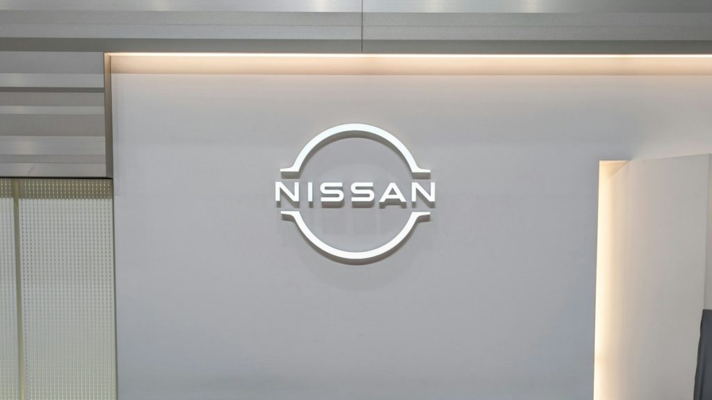目標電動車市場 40% 佔有率,鴻海大膽搶親收購 Nissan 有關鍵推手