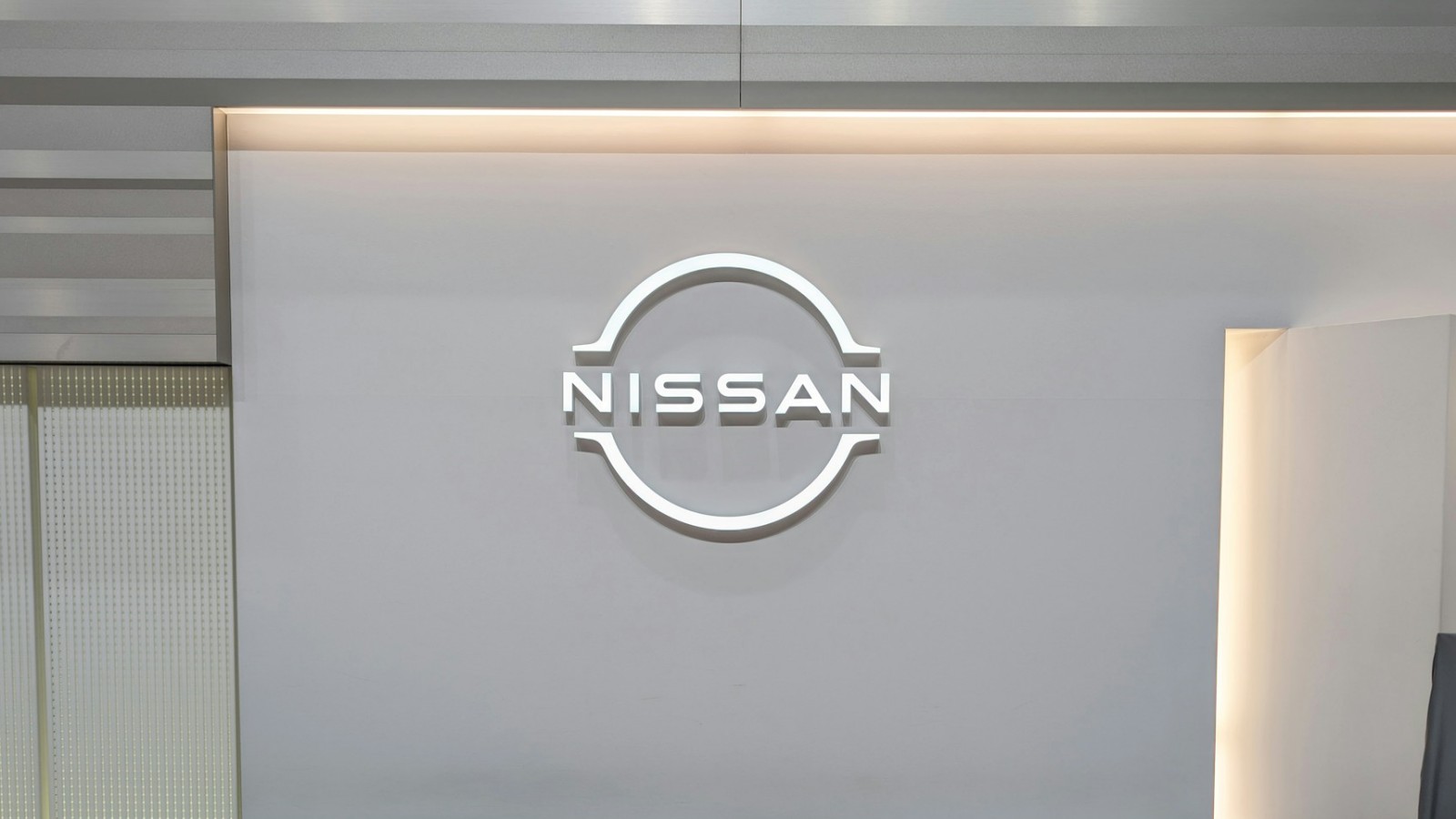目標電動車市場 40% 佔有率，鴻海大膽搶親收購 Nissan 有關鍵推手