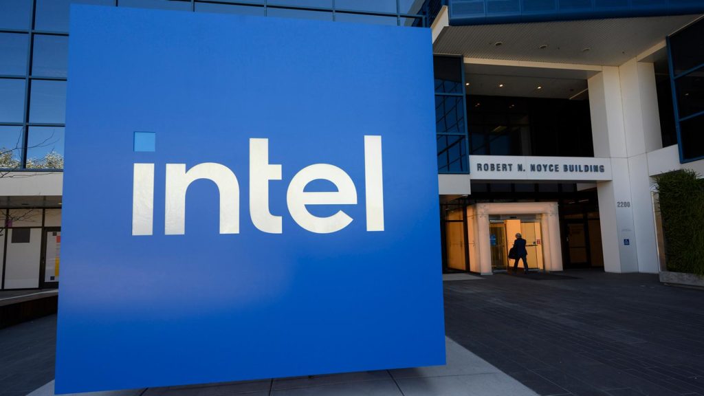 Intel 下任執行長將有代工經驗,分析師指台積電接手 Intel 才能逃出困境