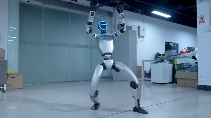 爭奪未來 5 年差異化市場，美中 AI 機器人大戰各自有哪些優勢？