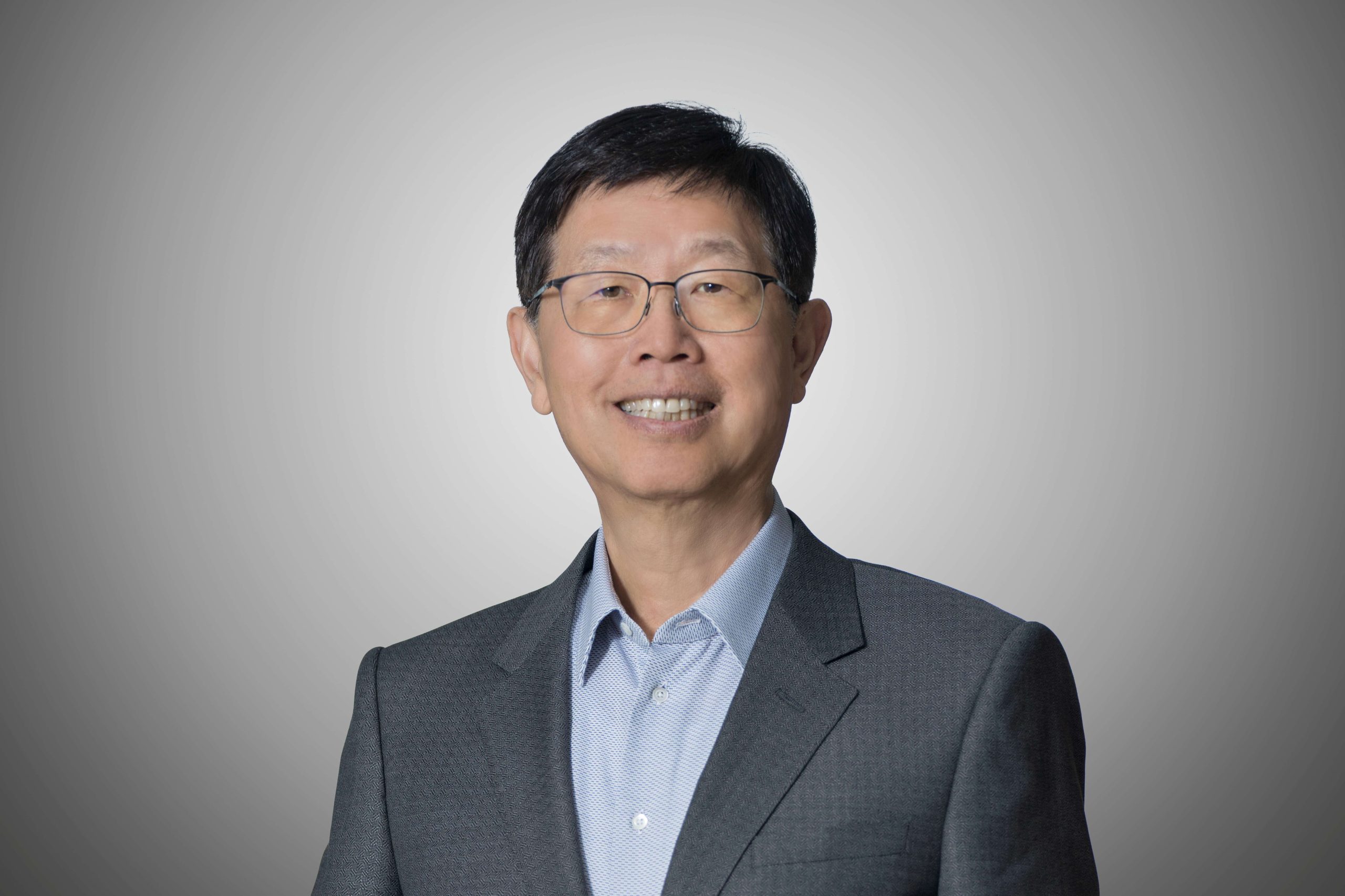 鴻海科技集團董事長劉揚偉將在 2025 COMPUTEX 發表主題演講，解密打造「 AI Foundry」的關鍵