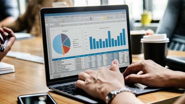 企業拋棄 B2B 軟體引發 SaaS 末日？AI 助力「客製化開發」商業軟體正逐漸改變角色